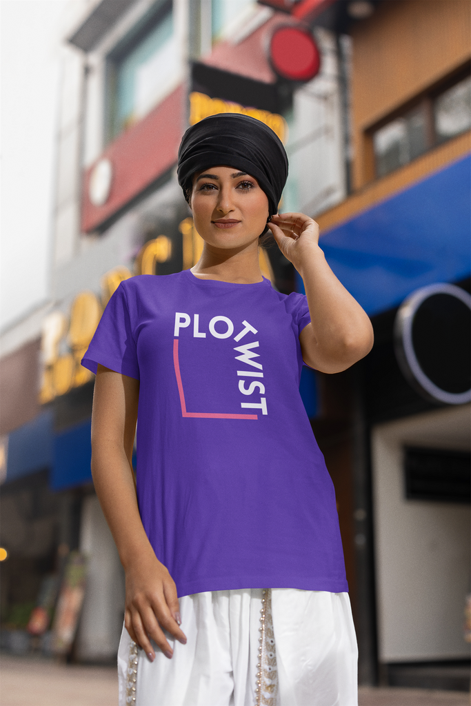 Madinkco Women's "Plot Twist" Minimalist Graphic T-Shirt - Modern Typography Tee